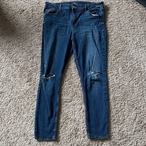 Old Navy Women's Deep Blue Distressed Skinny Jeans